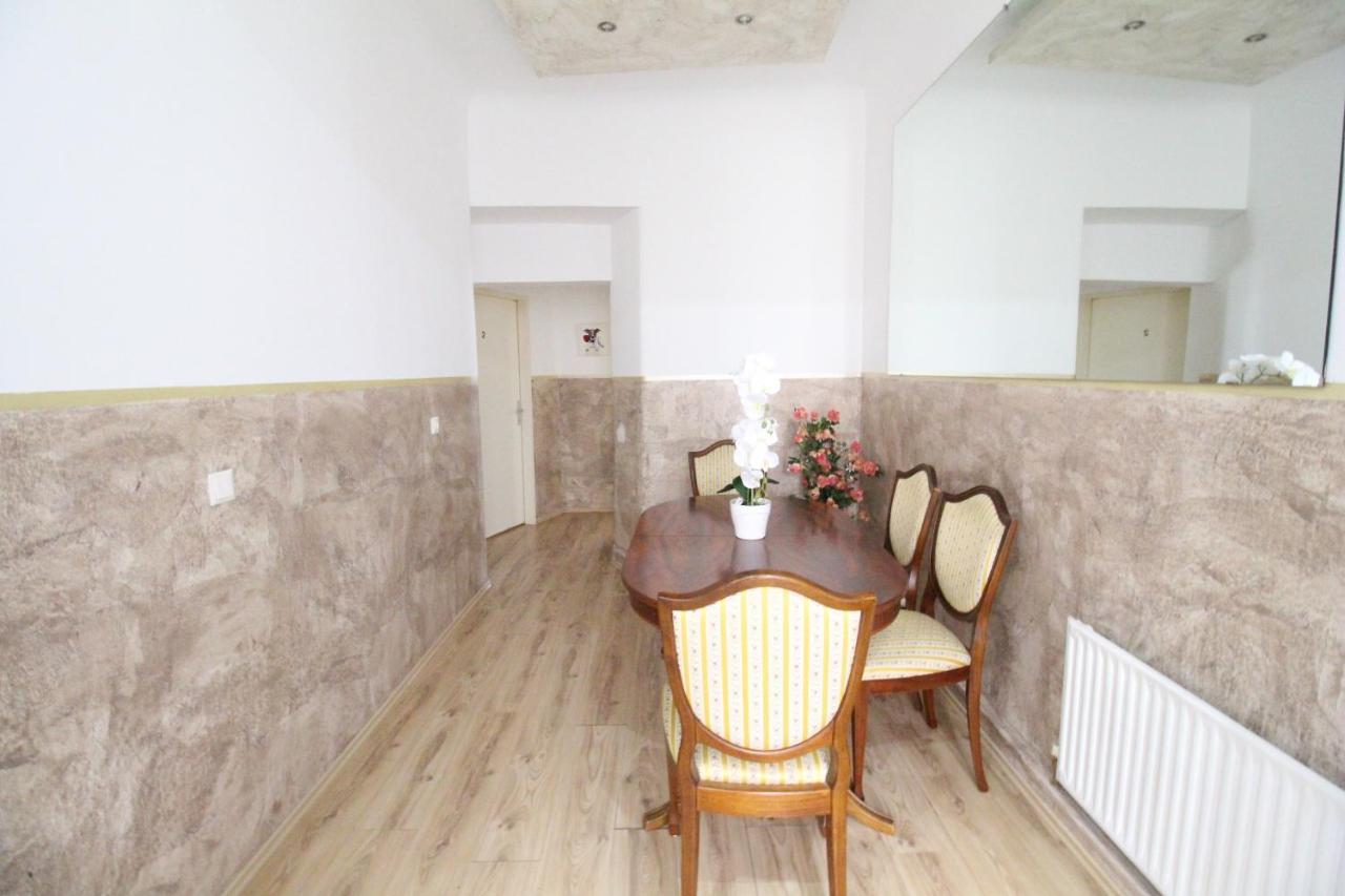 וינה Family Quad Room Rf מראה חיצוני תמונה